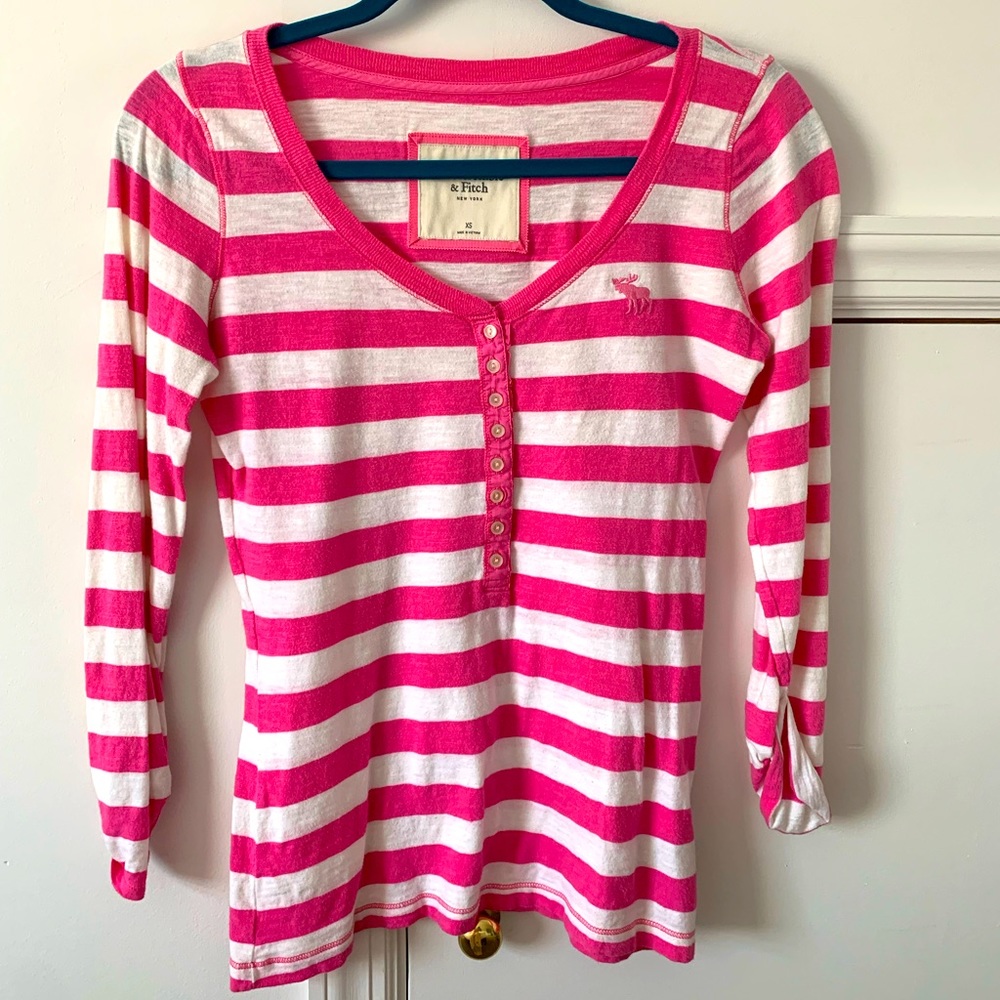 Abercrombie and Fitch 3/4 sleeve shirt
